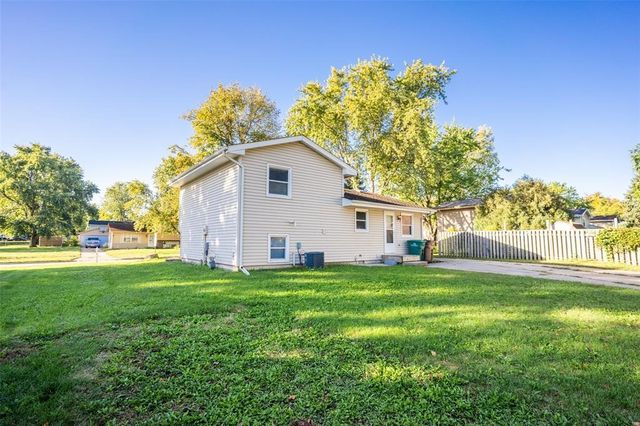 1005 6th Street NW, Altoona, IA 50009