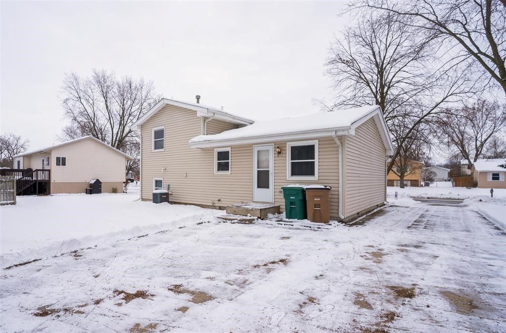 1005 6th Street NW, Altoona, IA 50009