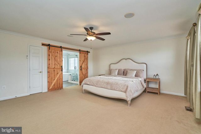 20952 HOLLYBERRY CT, Ashburn, VA 20147