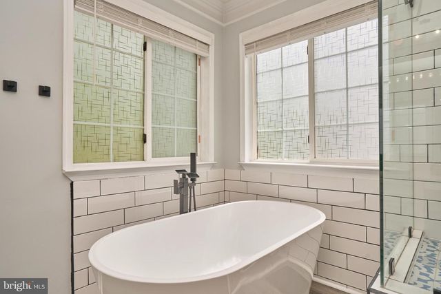 20952 HOLLYBERRY CT, Ashburn, VA 20147