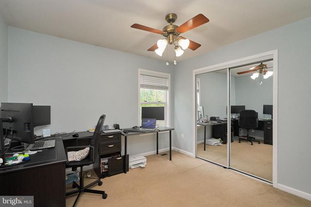 20952 HOLLYBERRY CT, Ashburn, VA 20147