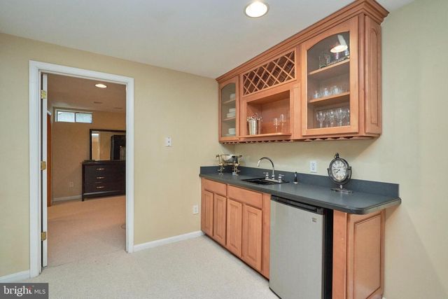 20952 HOLLYBERRY CT, Ashburn, VA 20147