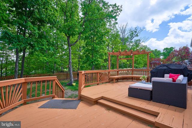 20952 HOLLYBERRY CT, Ashburn, VA 20147