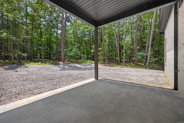 21 Casino Circle, Hot Springs Village, AR 71909