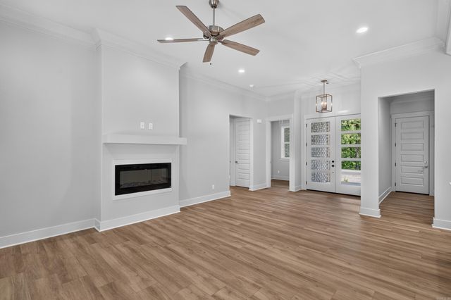 21 Casino Circle, Hot Springs Village, AR 71909