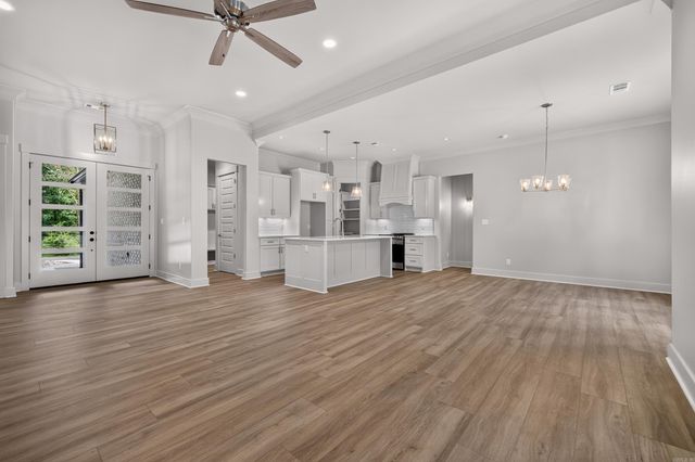21 Casino Circle, Hot Springs Village, AR 71909