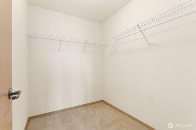 1736 E 39th St, Tacoma, WA 98404