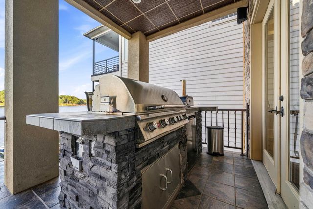 331 Paradise Point, Hot Springs, AR 71913