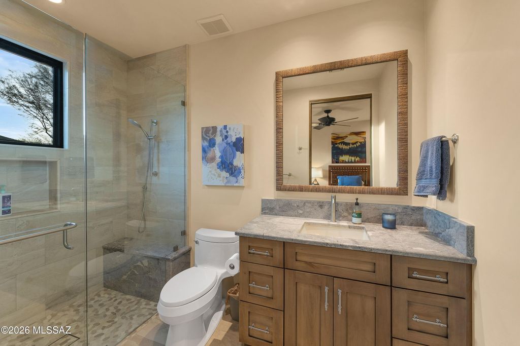 Image 25 of property listing at 6095 W Seven Saguaros Circle, Marana, AZ 85658