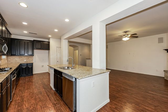 5305 Grove Cove Drive, Mckinney, TX 75071