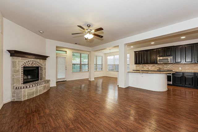 5305 Grove Cove Drive, Mckinney, TX 75071