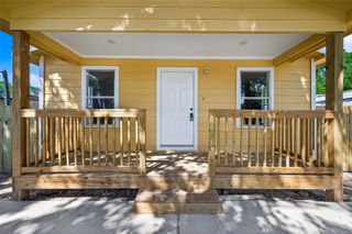 511 E Melville Drive, Crosby, TX 77532