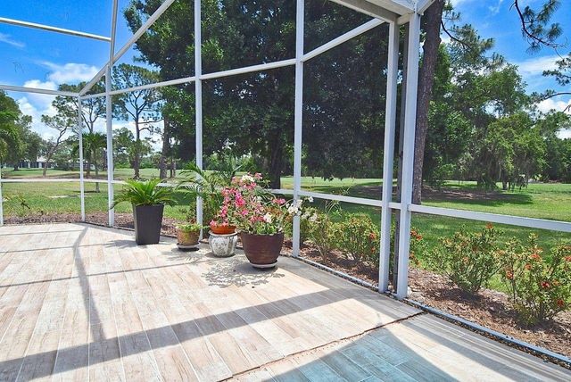3890 LYNDHURST COURT, Sarasota, FL 34235