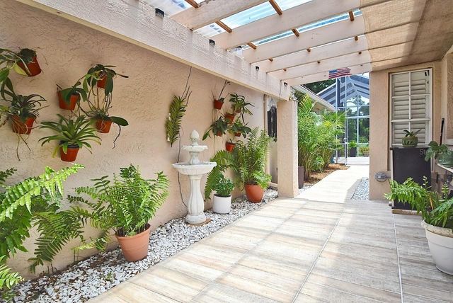 3890 LYNDHURST COURT, Sarasota, FL 34235