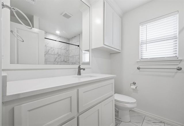 5509 Santa Lucia Drive, Mustang, OK 73064