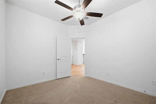 5509 Santa Lucia Drive, Mustang, OK 73064