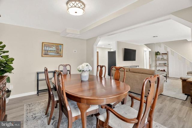 11 COUNTRY CLUB DR, Glen Burnie, MD 21060