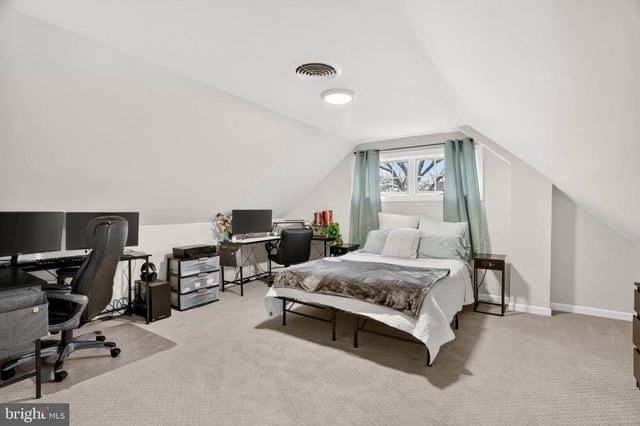 11 COUNTRY CLUB DR, Glen Burnie, MD 21060