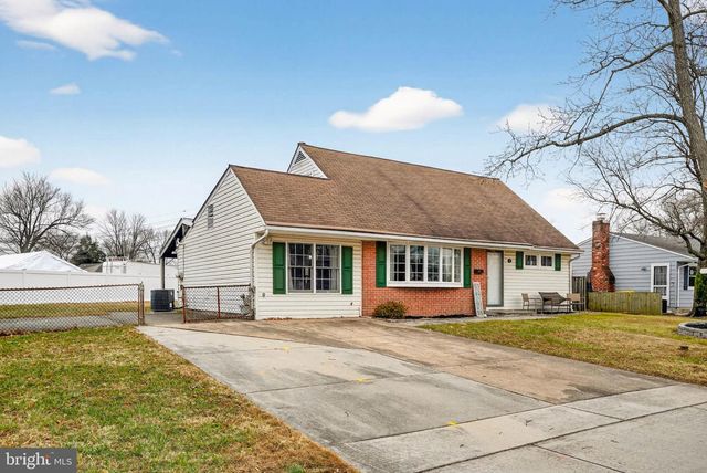 11 COUNTRY CLUB DR, Glen Burnie, MD 21060