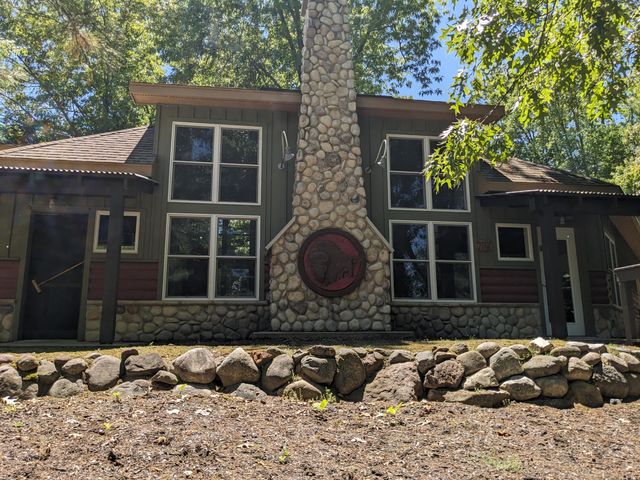 816 & 820 E Indiana Circle, New Buffalo, MI 49117