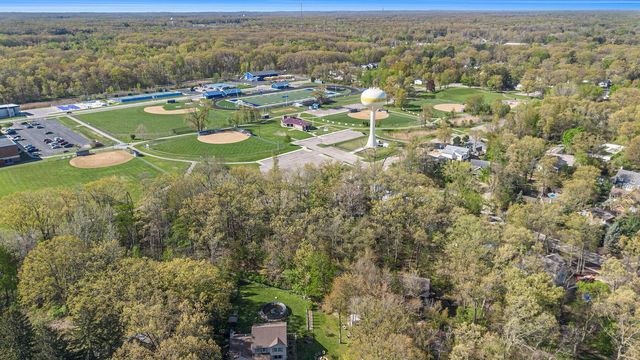 816 & 820 E Indiana Circle, New Buffalo, MI 49117