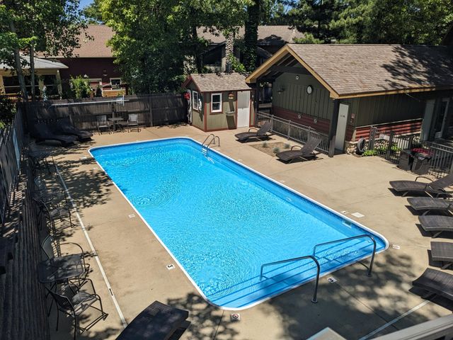 816 & 820 E Indiana Circle, New Buffalo, MI 49117