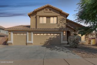 993 E Madera Estates Lane, Sahuarita, AZ 85629