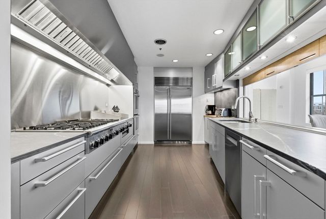 9 W Broadway 618, Boston, MA 02127