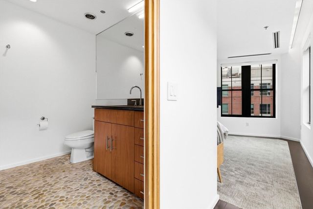 9 W Broadway 618, Boston, MA 02127