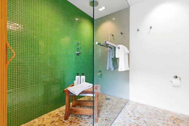 9 W Broadway 618, Boston, MA 02127