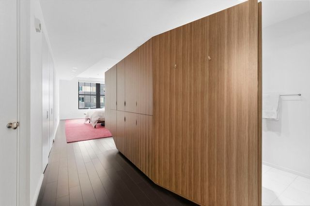 9 W Broadway 618, Boston, MA 02127