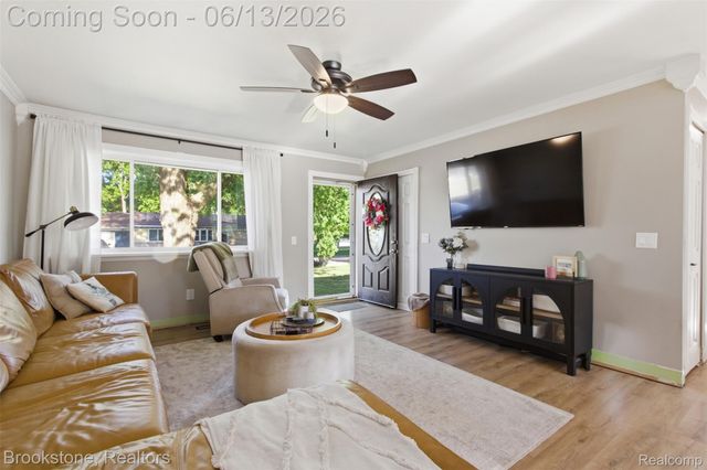 520 May Road, Rochester Hills, MI 48307