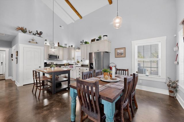 2800 County Road 2905, Dodd City, TX 75438