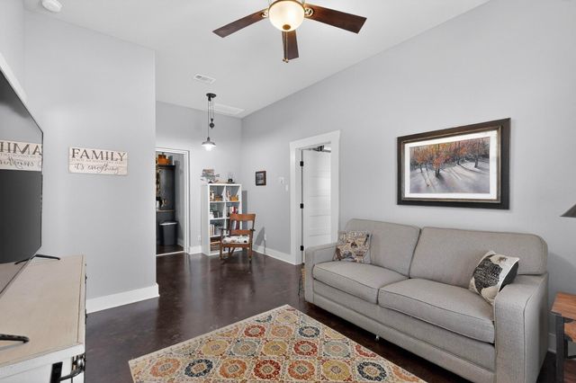 2800 County Road 2905, Dodd City, TX 75438