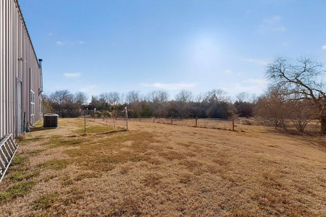 2800 County Road 2905, Dodd City, TX 75438