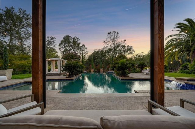 7450 Shadow Oaks Ln, Granite Bay, CA 95746