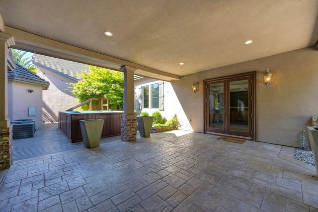 7450 Shadow Oaks Ln, Granite Bay, CA 95746