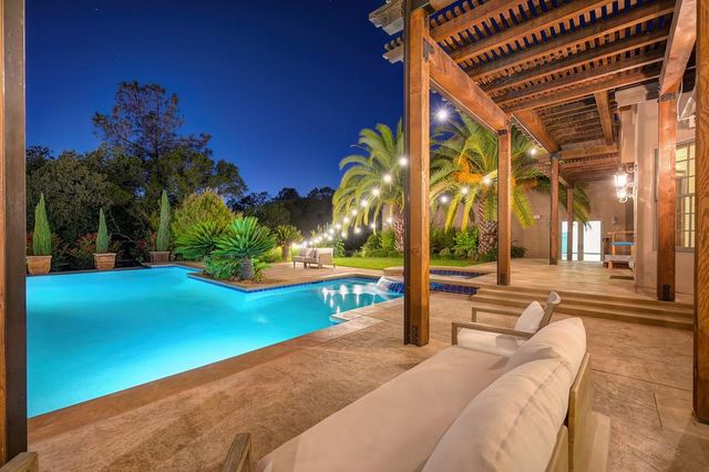 7450 Shadow Oaks Ln, Granite Bay, CA 95746