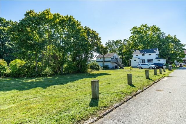 80 Carder Road, Warwick, RI 02889