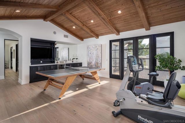 7630 Iluminado, San Diego, CA 92127