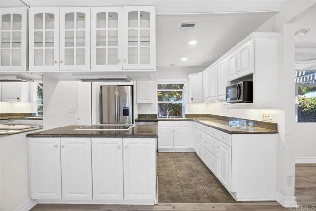 183 Sandberg Street, Thousand Oaks, CA 91360