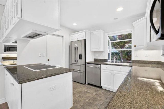 183 Sandberg Street, Thousand Oaks, CA 91360