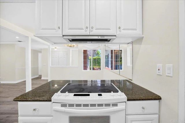 183 Sandberg Street, Thousand Oaks, CA 91360