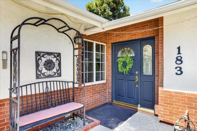 183 Sandberg Street, Thousand Oaks, CA 91360