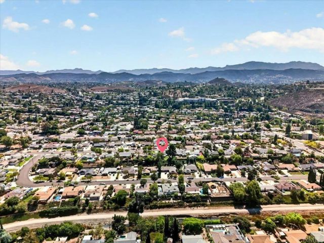183 Sandberg Street, Thousand Oaks, CA 91360
