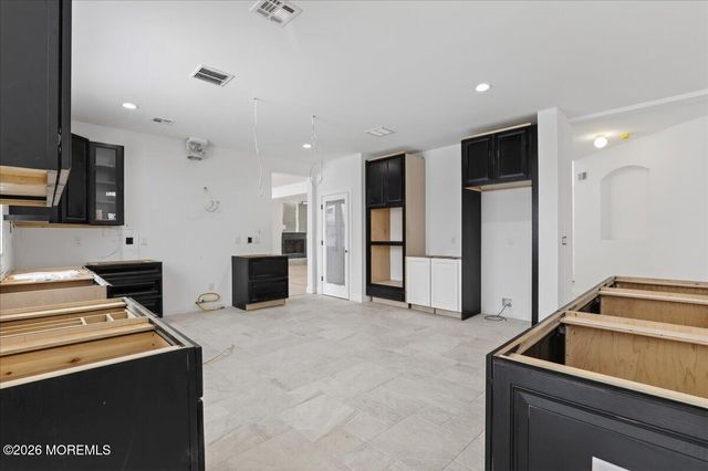 10 Cook Court, Millstone, NJ 08535