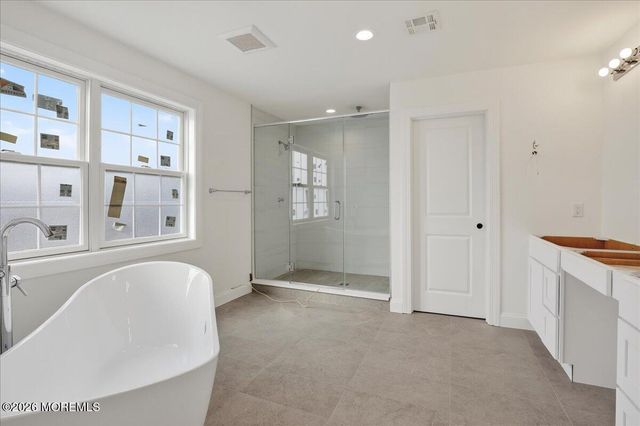 10 Cook Court, Millstone, NJ 08535