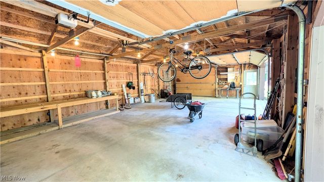 6409 Old Wood Road, Ashtabula, OH 44004