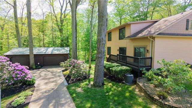 6409 Old Wood Road, Ashtabula, OH 44004