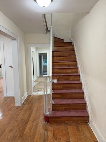 30-21 37th Street, Astoria, NY 11103